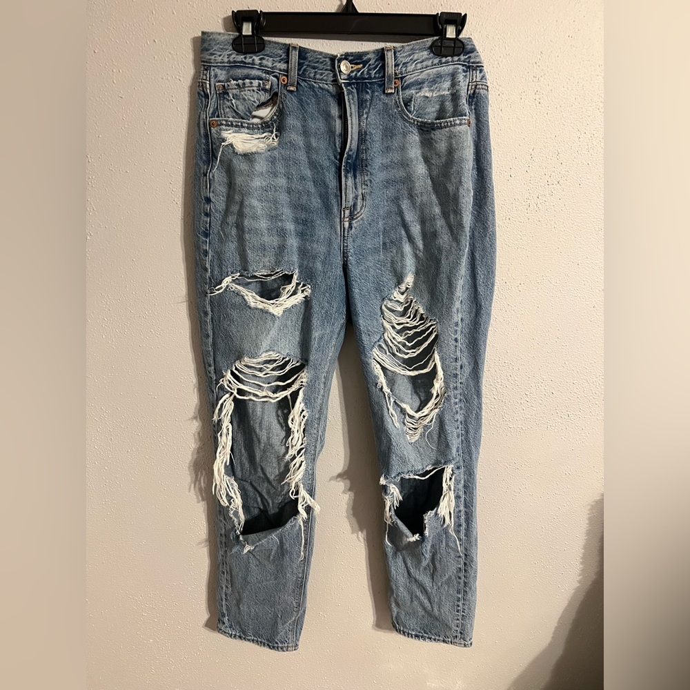 AE BAGGY MOM JEAN